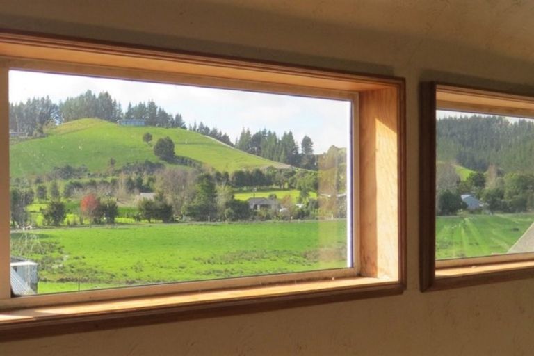 Photo of property in 24 Ngunguru Road, Glenbervie, Whangarei, 0173