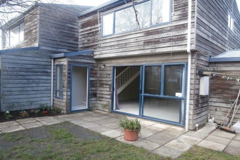 Photo of property in 2/66 Clare Road, St Albans, Christchurch, 8014