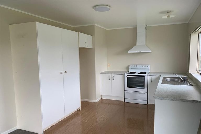 Photo of property in 127 Shifnal Drive, Randwick Park, Auckland, 2105