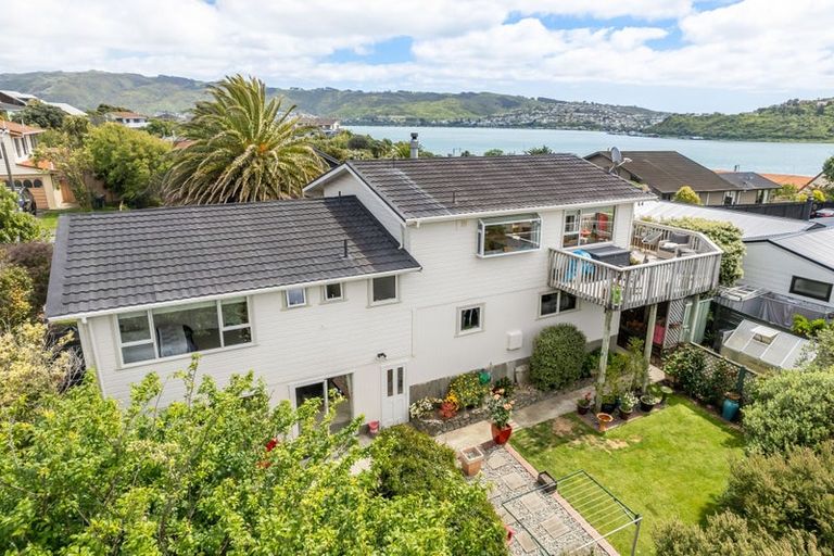 Photo of property in 6 Langwell Place, Papakowhai, Porirua, 5024