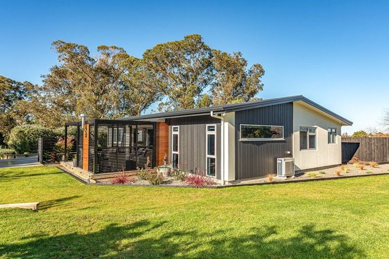 Photo of property in 3a Pickwick Road, Otamatea, Whanganui, 4571