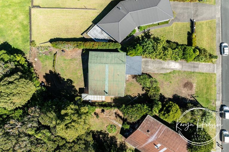 Photo of property in 26 Whaka Street, Maungaturoto, 0520