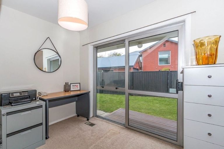 Photo of property in 6a Lynfield Avenue, Ilam, Christchurch, 8041