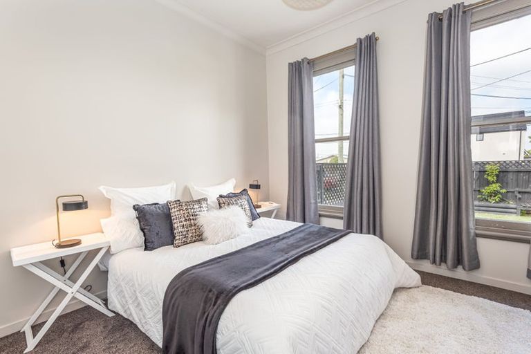 Photo of property in 485 Barbadoes Street, Edgeware, Christchurch, 8013