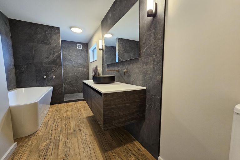 Photo of property in 6 Pollock Place, Lake Tekapo, 7999