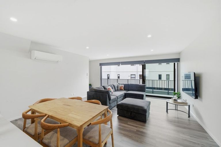 Photo of property in 2/240 Worcester Street, Christchurch Central, Christchurch, 8011