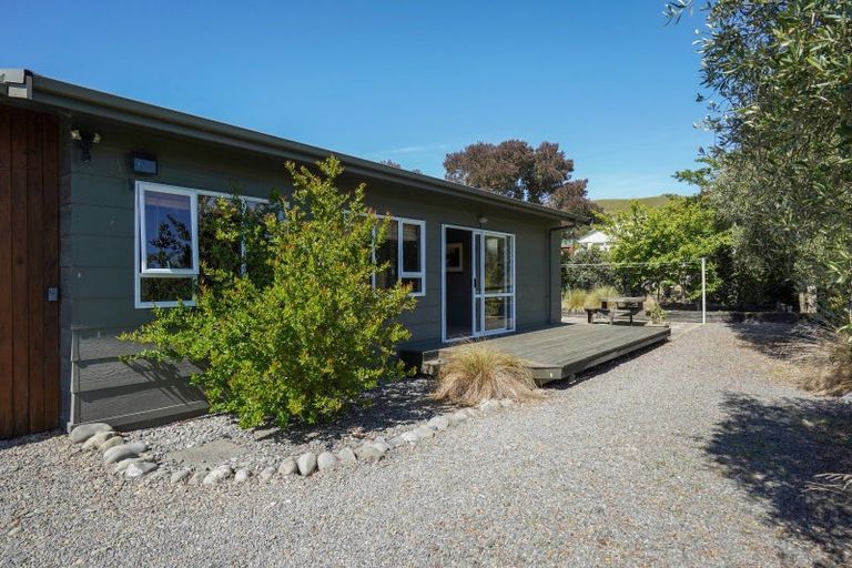 Photo of property in 746 Hurunui Mouth Road, Domett, 7383