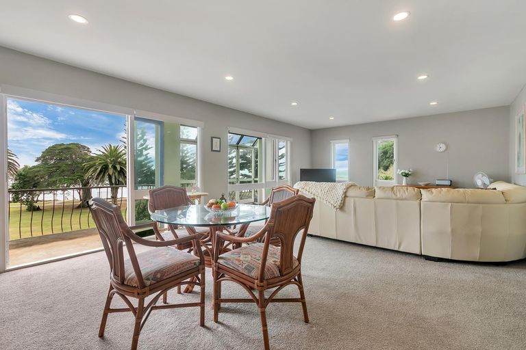 Photo of property in 9/34 Waiwera Place, Waiwera, Orewa, 0994