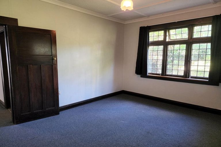 Photo of property in 100 Nairn Street, Mount Cook, Wellington, 6011