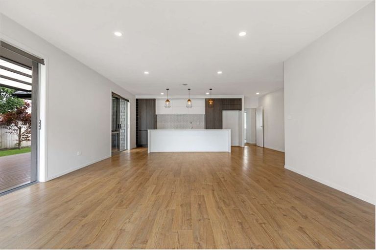 Photo of property in 38 Baxendale Drive, Matipo Heights, Rotorua, 3015