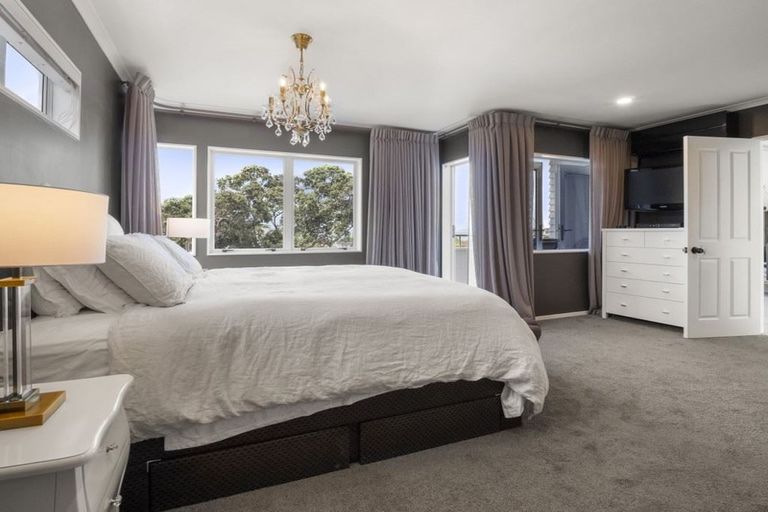 Photo of property in 234 Hurstmere Road, Takapuna, Auckland, 0622