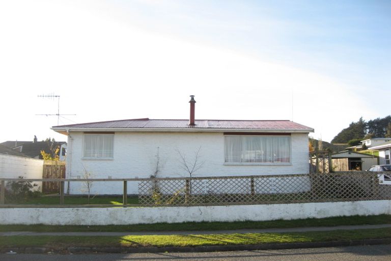 Photo of property in 81 Walker Crescent, East Gore, Gore, 9710