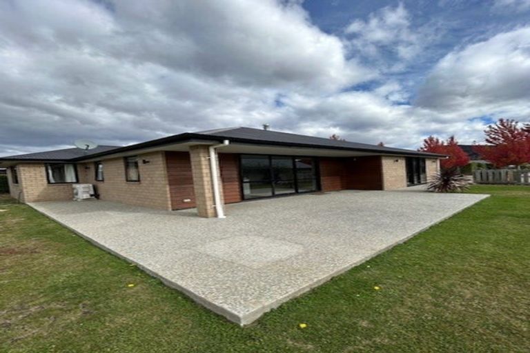 Photo of property in 6 Ash Avenue, Albert Town, Wanaka, 9305