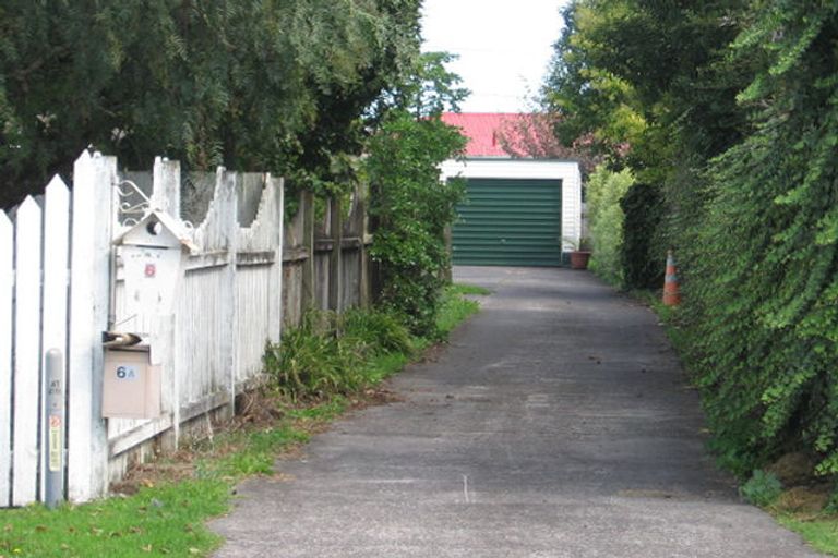 Photo of property in 1/6 Tango Place, Henderson, Auckland, 0610