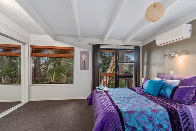 Photo of property in 29 Glencoe Road, Browns Bay, Auckland, 0630