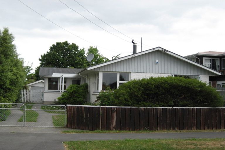 Photo of property in 8 Dunster Street, Burnside, Christchurch, 8053