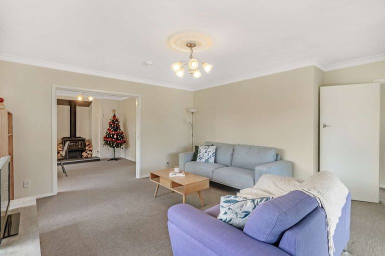 Photo of property in 1 Sevenoaks Drive, Bryndwr, Christchurch, 8053