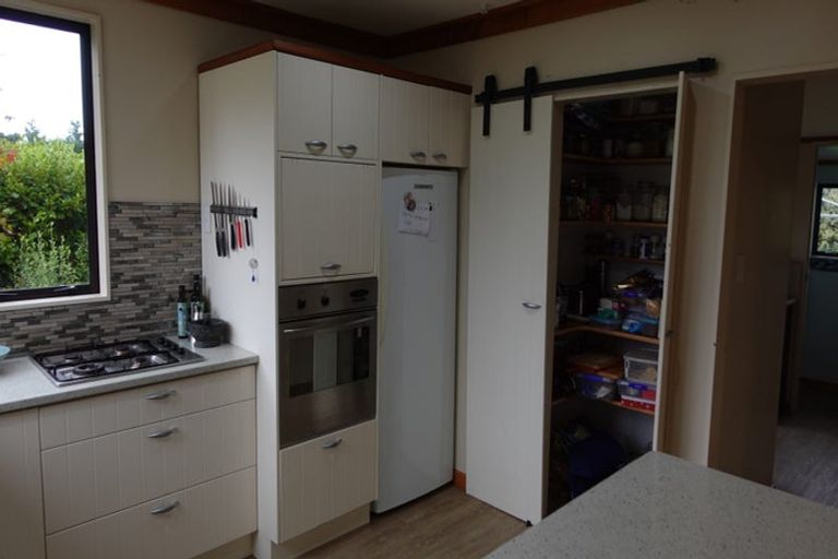 Photo of property in 86 Gladstone Road, Levin, 5571