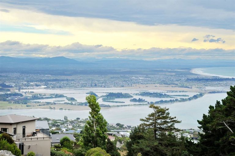 Photo of property in 395 Upper Major Hornbrook Road, Mount Pleasant, Christchurch, 8081