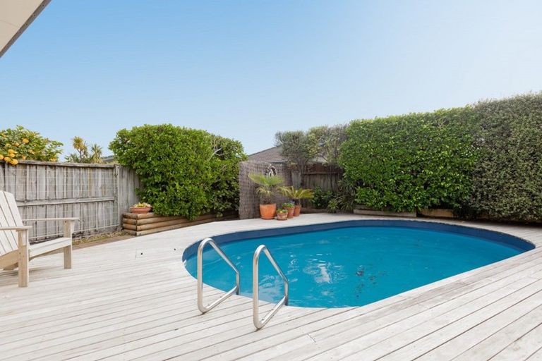 Photo of property in 6 Evansbel Place, Papamoa Beach, Papamoa, 3118