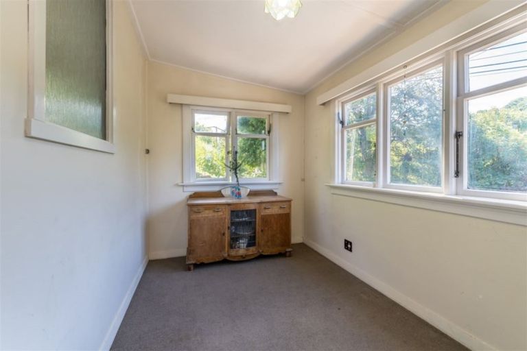 Photo of property in 52 Glen Road, Mornington, Dunedin, 9011