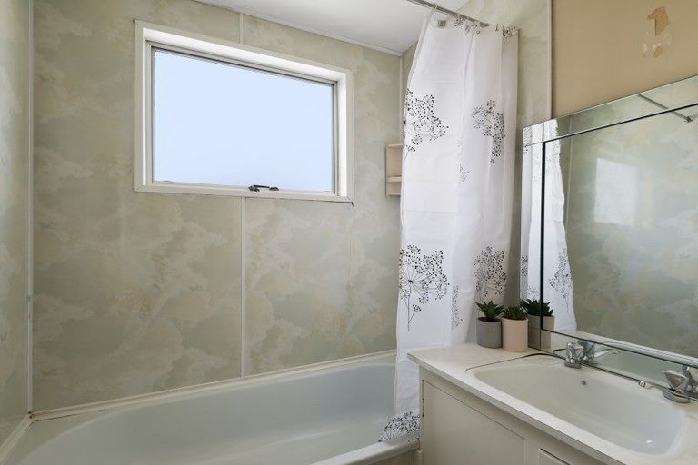 Photo of property in 5/477 Hereford Street, Linwood, Christchurch, 8011