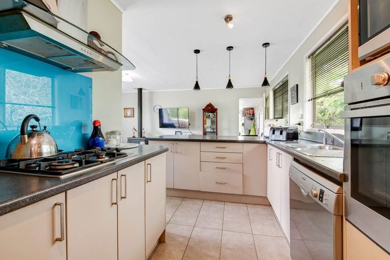 Photo of property in 118 Trig Road, South Head, Helensville, 0874