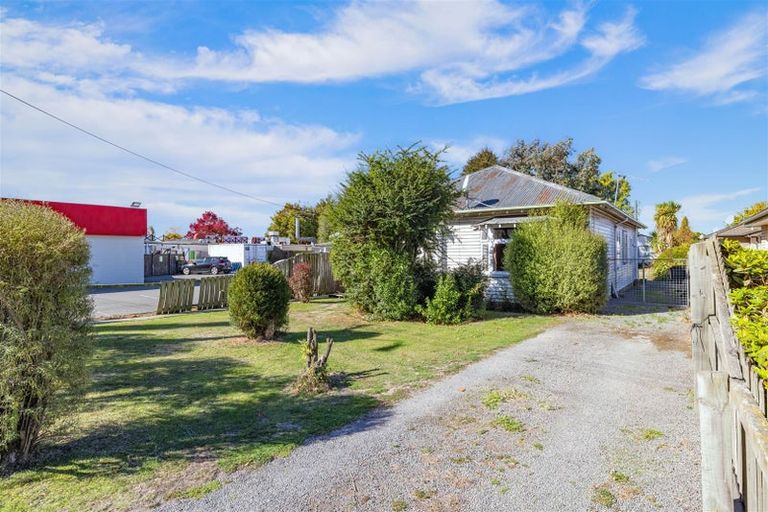 Photo of property in 214 Racecourse Road, Sockburn, Christchurch, 8042