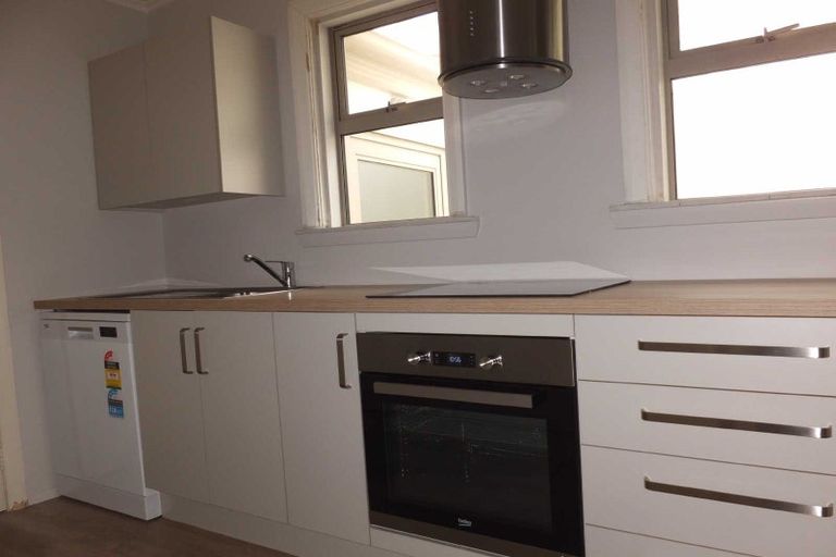 Photo of property in 18 Balgay Street, Upper Riccarton, Christchurch, 8041