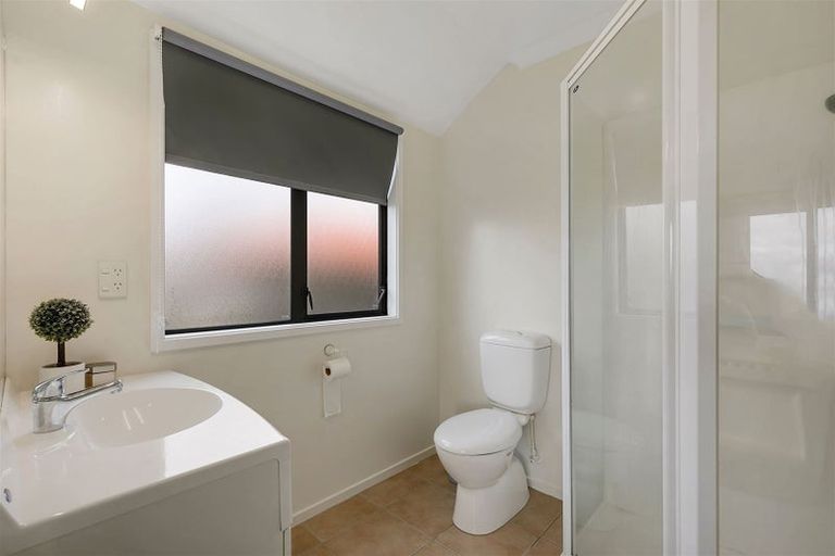 Photo of property in 24 Aotea Drive, Aotea, Porirua, 5024