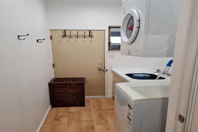 Photo of property in 1/65 Old Karori Road, Karori, Wellington, 6012