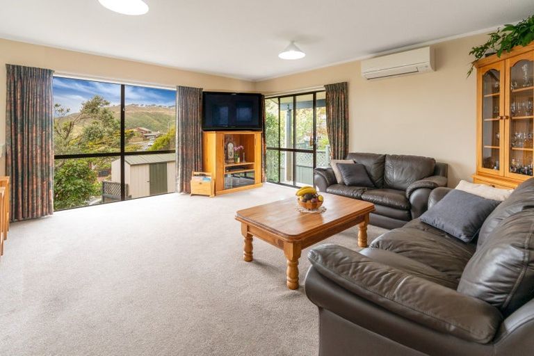 Photo of property in 91 Woodman Drive, Tawa, Wellington, 5028