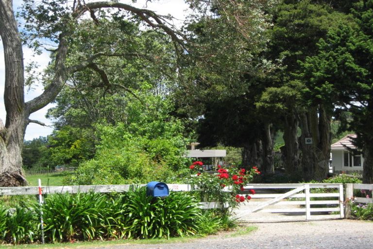 Photo of property in 1730 Great South Road, Bombay, Drury, 2579