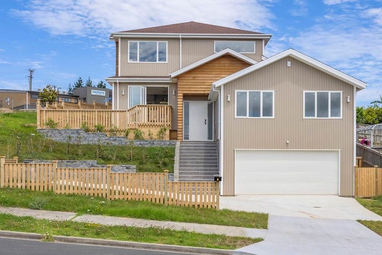 Photo of property in 42 Takurua Terrace, Orewa, 0931