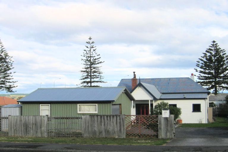 Photo of property in 160 Charles Street, Westshore, Napier, 4110