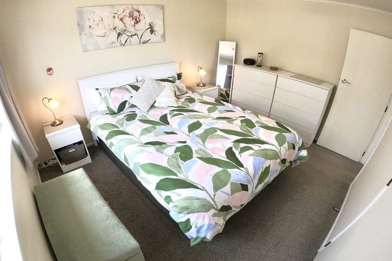 Photo of property in 4/4 Princes Street, Levin, 5510