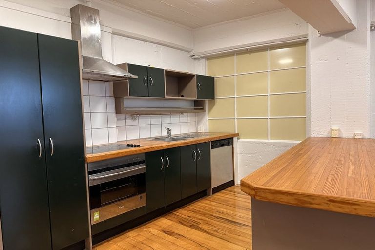 Photo of property in 6c Halleys Lane, Te Aro, Wellington, 6011