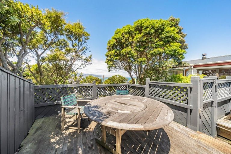 Photo of property in 174 Buckley Road, Southgate, Wellington, 6023