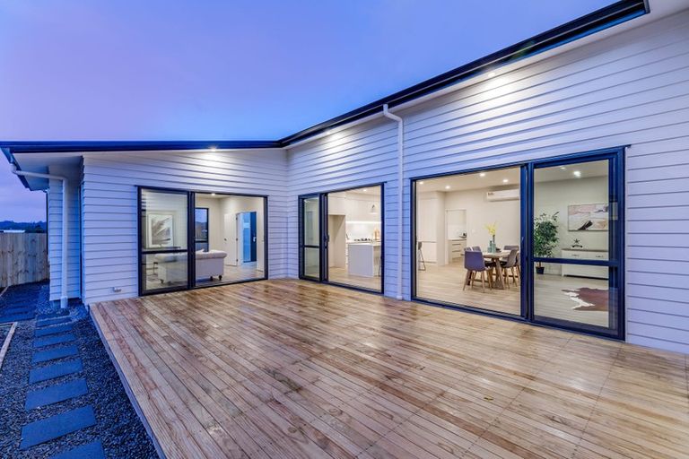 Photo of property in 7 Dida Park Drive, Kumeu, 0810