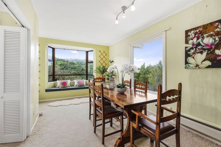 Photo of property in 55 Spencer Street, Crofton Downs, Wellington, 6035