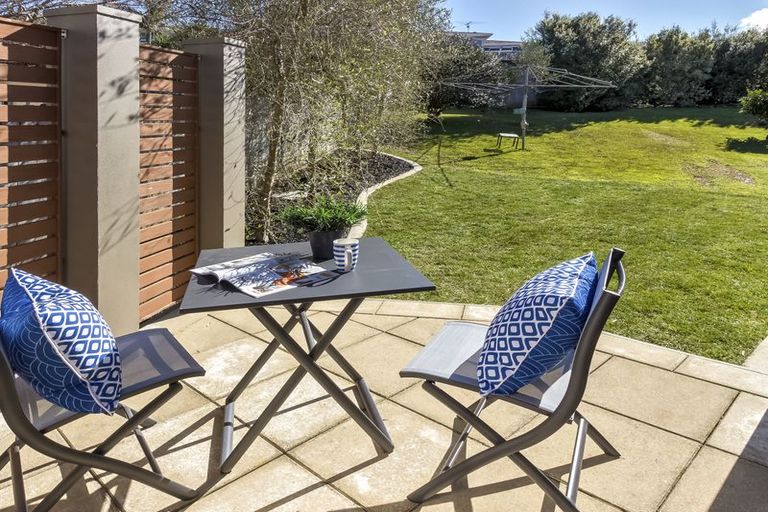 Photo of property in 23 Alexander Street, Cockle Bay, Auckland, 2014