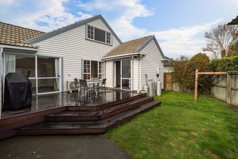 Photo of property in 225 Main Road North, Redwood, Christchurch, 8051