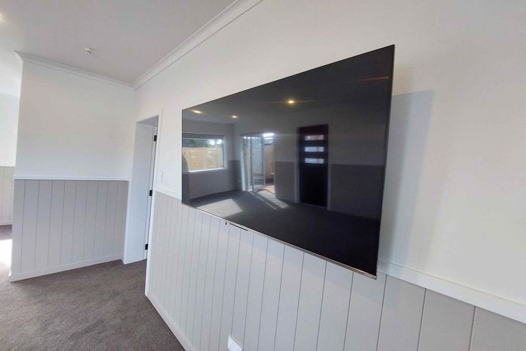 Photo of property in 41 Whiteley Street, Moturoa, New Plymouth, 4310