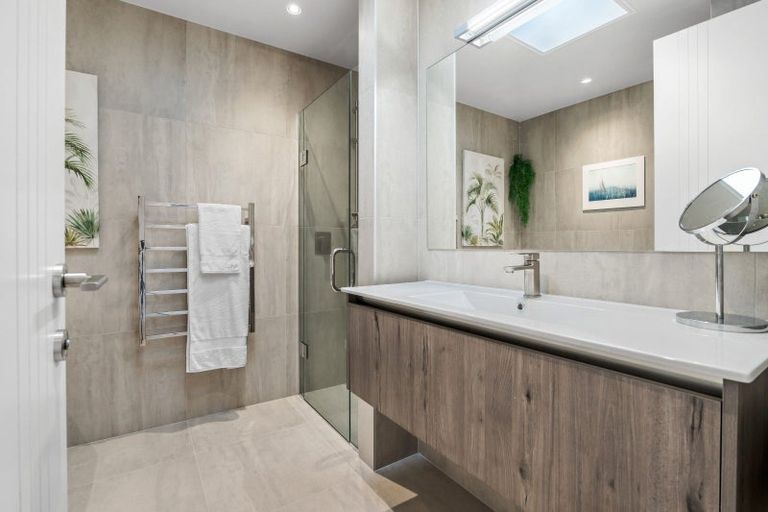 Photo of property in 100 Buckley Avenue, Hobsonville, Auckland, 0616