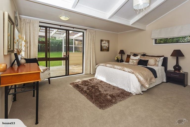 Photo of property in 26 Rotoma Rise, Clover Park, Auckland, 2019