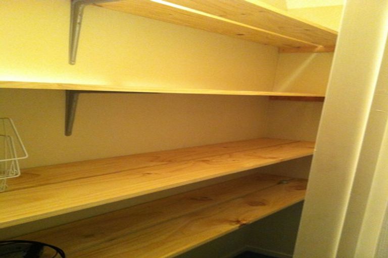 Photo of property in 24 George Deane Place, Greenhithe, Auckland, 0632