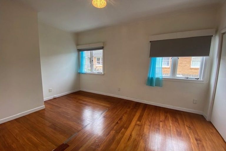 Photo of property in 1/72 Nile Road, Milford, Auckland, 0620