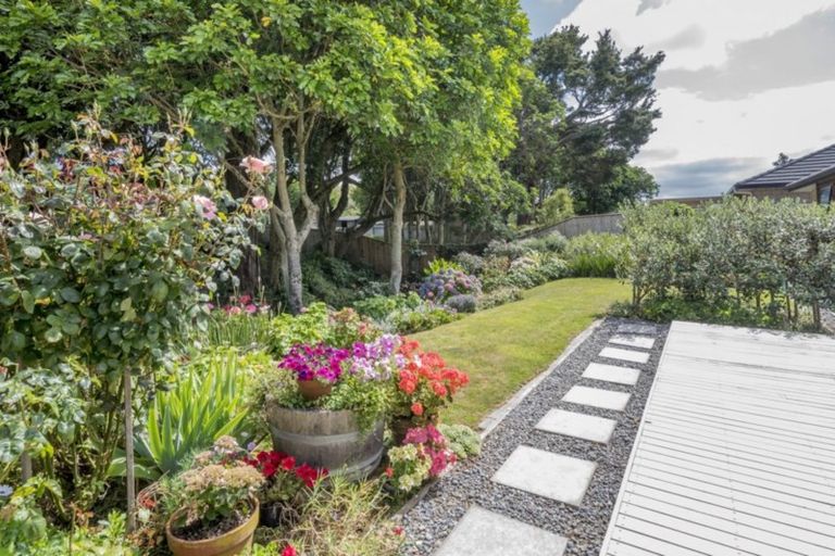 Photo of property in 40 Sue Avenue, Otaki, 5512