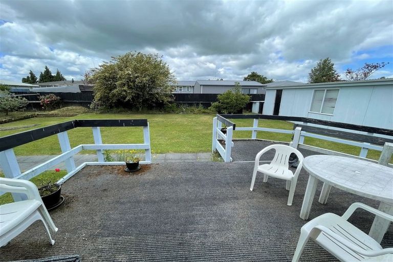 Photo of property in 7 Pateke Place, Tokoroa, 3420