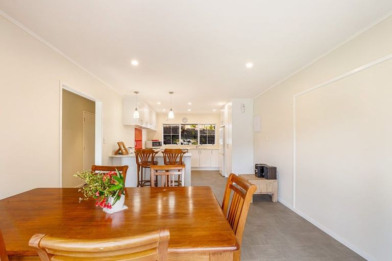 Photo of property in 23 Snapper Road, Stillwater, Silverdale, 0993